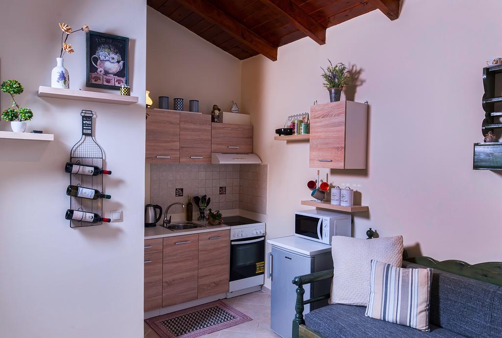Kyriaki'S Cozy Apartments Agia Marina 외부 사진