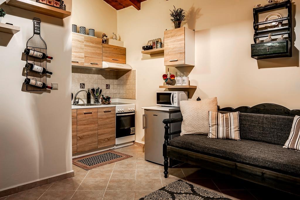 Kyriaki'S Cozy Apartments Agia Marina 외부 사진